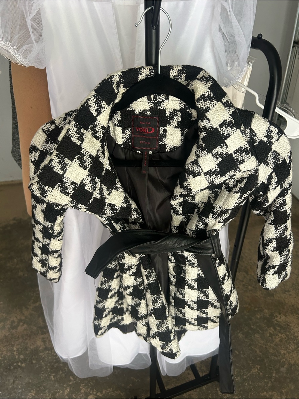 Yoki Black & White Houndstooth Belted Blazer